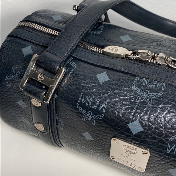 MCM München Visetos Essential Barrel Bag In Black - Picture 15 of 16